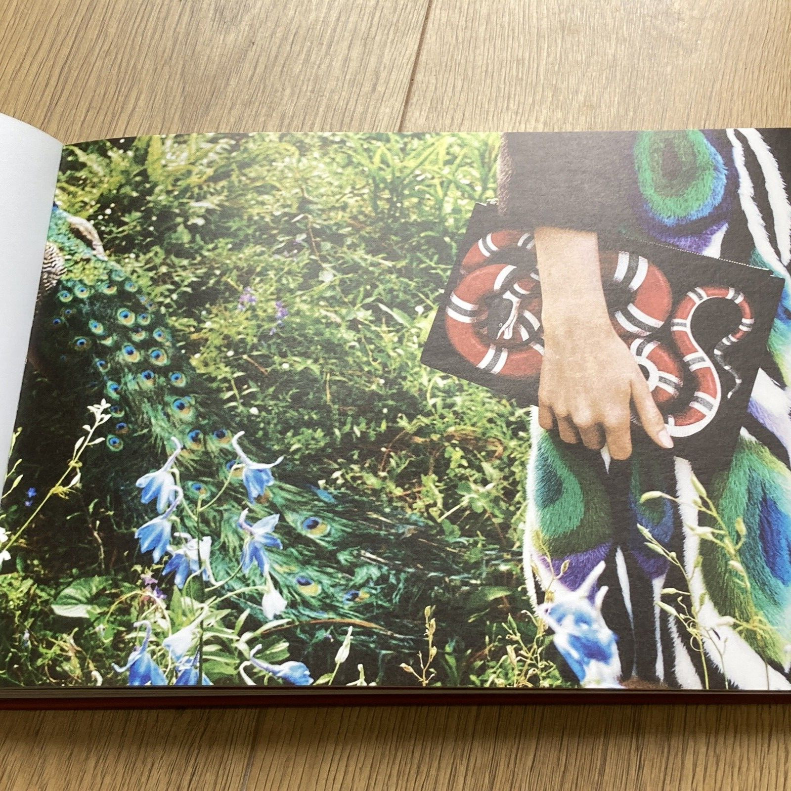 Gucci Gift Catalogue 2016/17 Collection 8