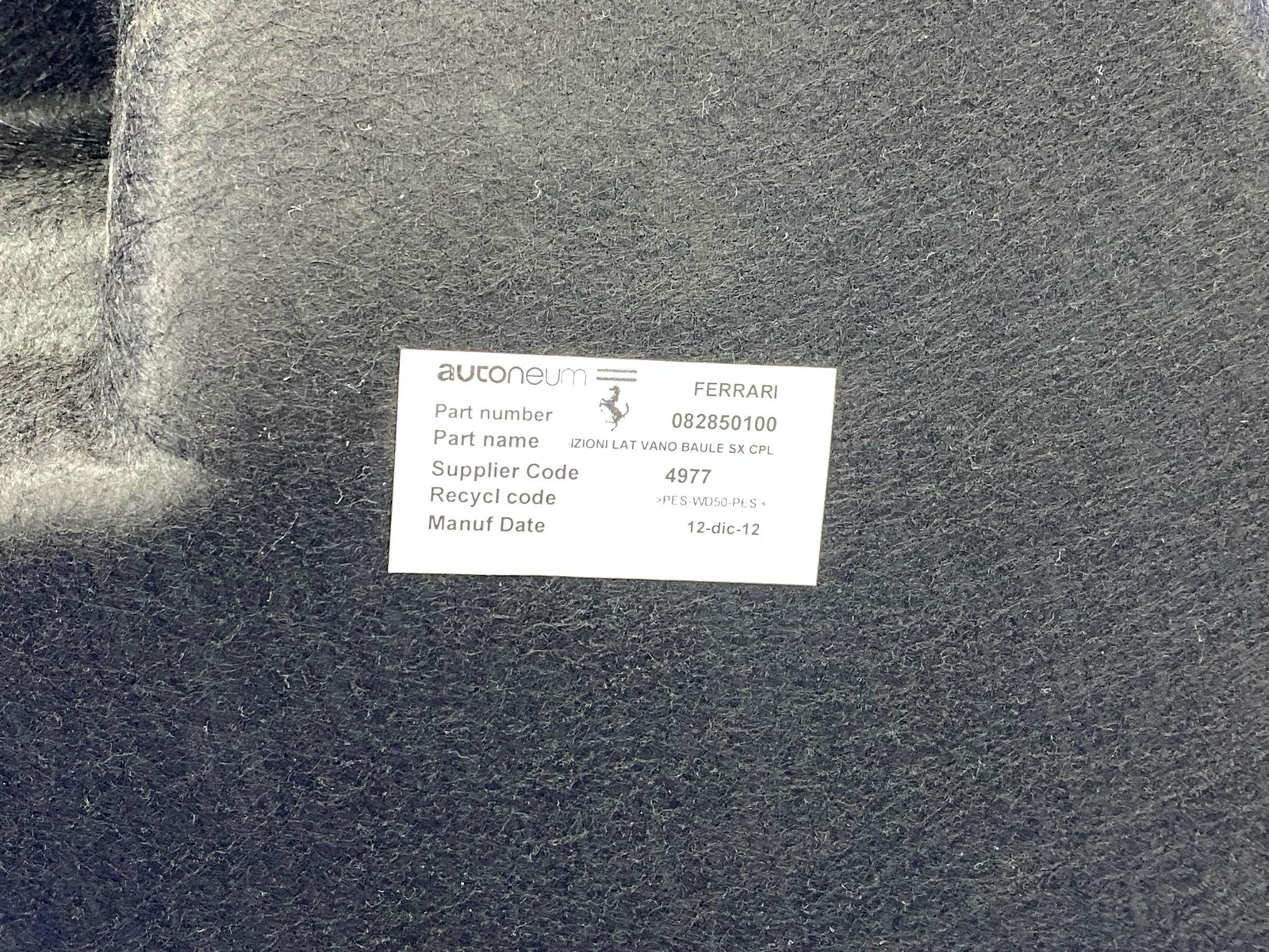 2012-2014 FERRARI CALIFORNIA REAR LEFT QUARTER ACCESS TRIM PANEL COVER CARPET