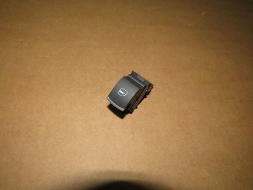 VW Golf 6 5K Schalter Fensterheber M18124 0