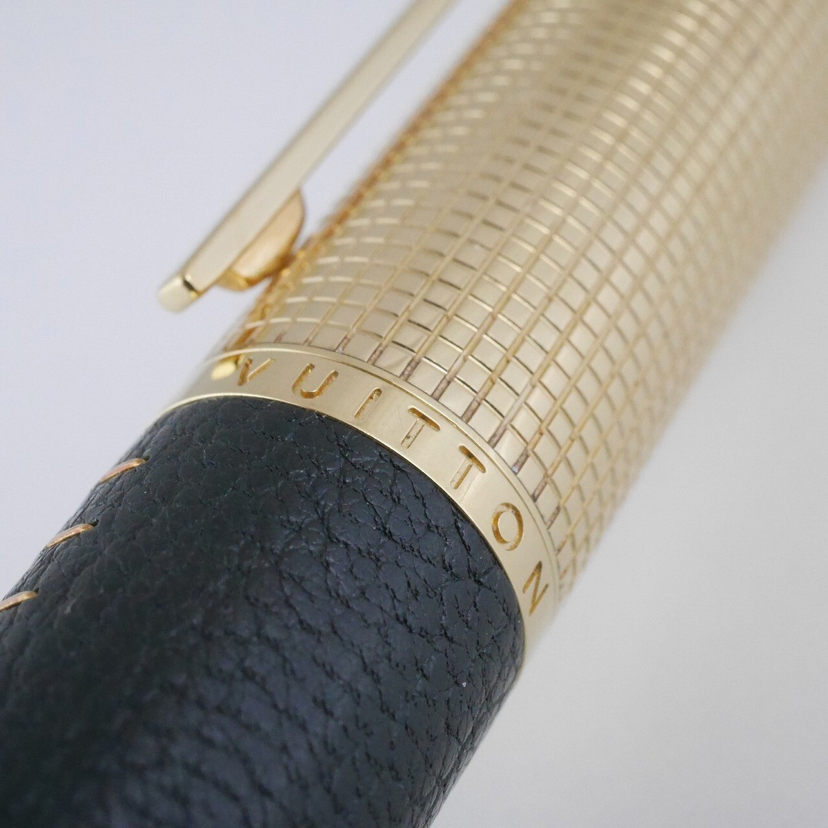 Louis Vuitton Doc Cuir Green Leather and Gold Plated Rollerball