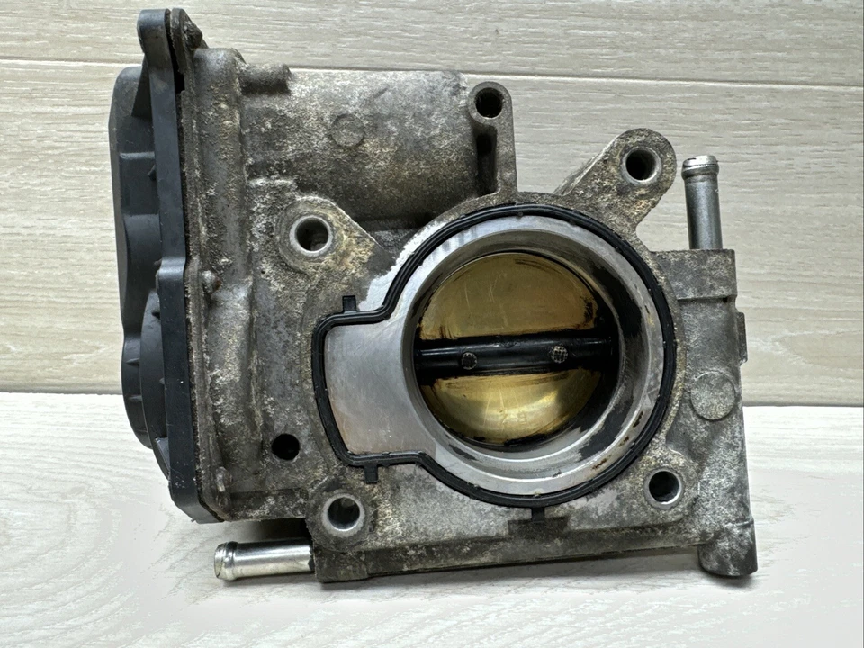 Mazda 3 2008 2009 2010 2,3 conjunto de carrocería del acelerador OEM usado envío rápido Foto 3 de 3