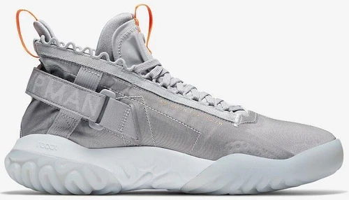 Jordan Proto React Wolf Grey