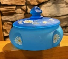 Vintage Westmoreland Covered Candy Dish Blue Mist Satin Glass Colonial Daisy