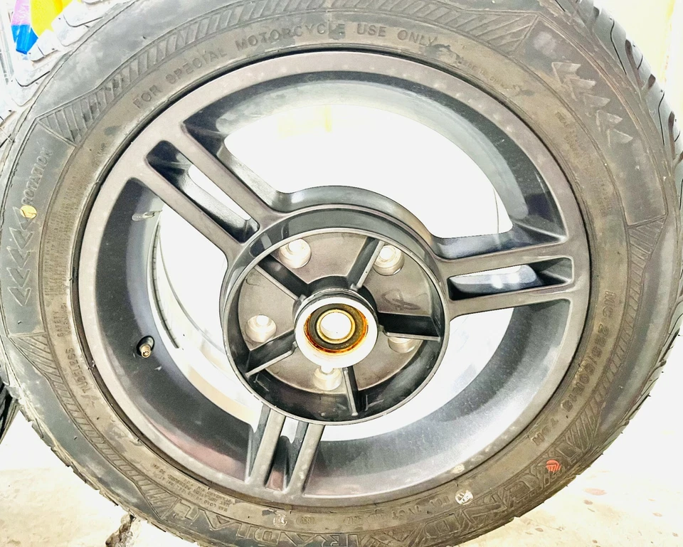 CAN-AM SPYDER RS OEM REAR WHEEL & TIRE 225/50R15 2008-2009 SPYDER  - Image 2 of 4