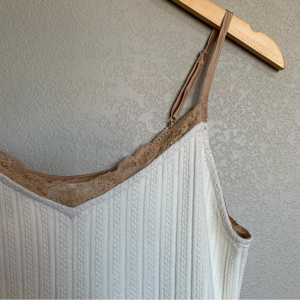 Camisola de encaje de punto acanalado Blu Pepper en crema talla mediana nueva con etiquetas Foto 2 de 4