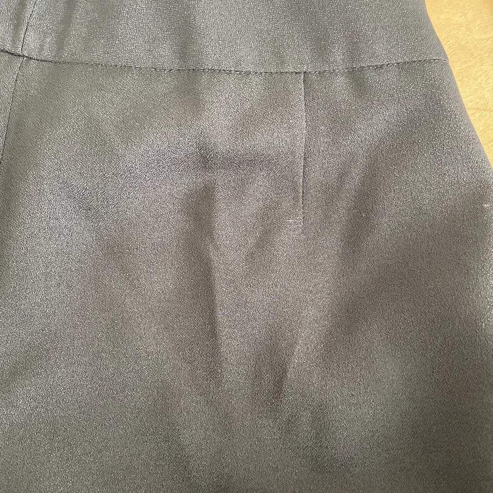 Jesuit Women’s Black Trouser Flat Front Zip And Hook Closure Size 12 Fully Lined - Image 4 of 4