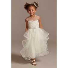 David's Bridal 17200481 Horsehair Flower Girl dress. Size 7