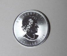 2015 Canada Maple Leaf 1 oz .9999 Fine Silver 5 Dollars Queen Elizabeth II 9226