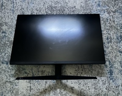 LG UltraGear 27GL83A 27-inch 1440p 144Hz Gaming Monitor