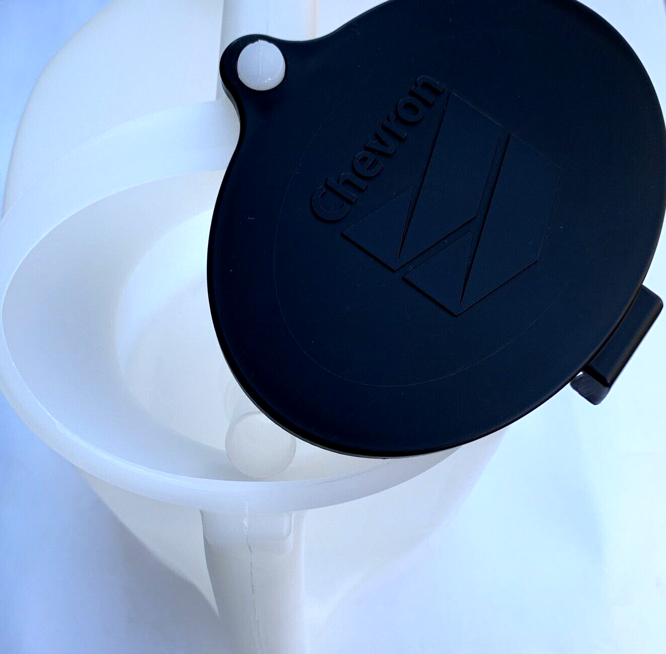 Chevron PitPack 6Qt Oil Measuring & Dispensing Jug Gas Fuel w/ Spout