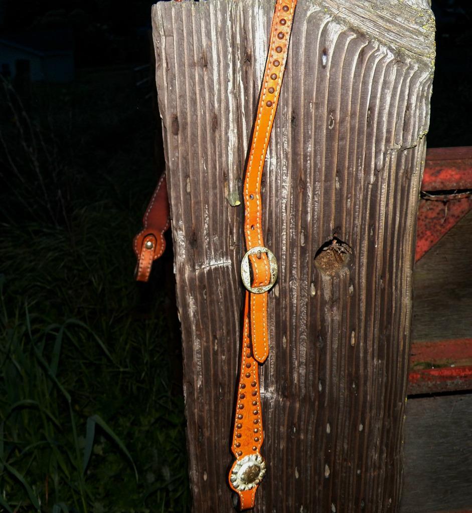 Vaquero Cowboy Buckaroo Bridle Concho Single Slip Ear Studded Leather