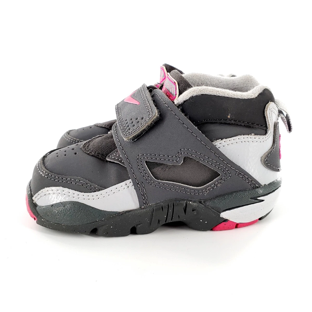 Nike hook and loop shoes 2025