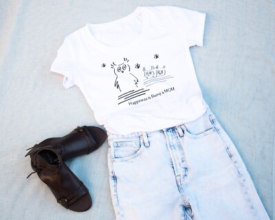 Happiness is Being a Mom, White Women s T-Shirt, Mom with Baby Owls Print