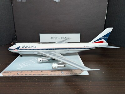 1/200 DELTA AIRLINES BOEING 747-100 WIDGET COLORS N9898 INFLIGHT 200
