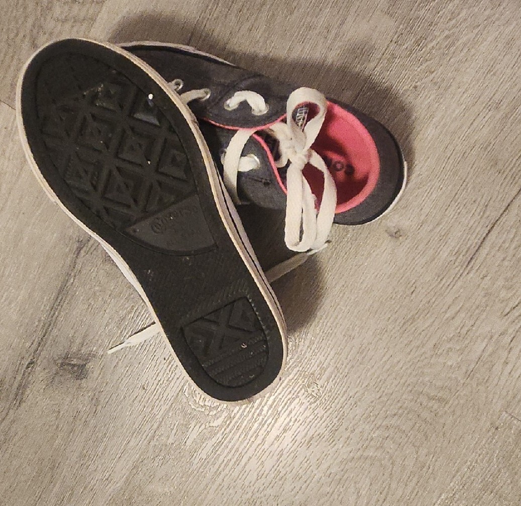 Converse All Star Low Top Shoes Dark Gray With Pink Trim Size 1 thumbnail 6