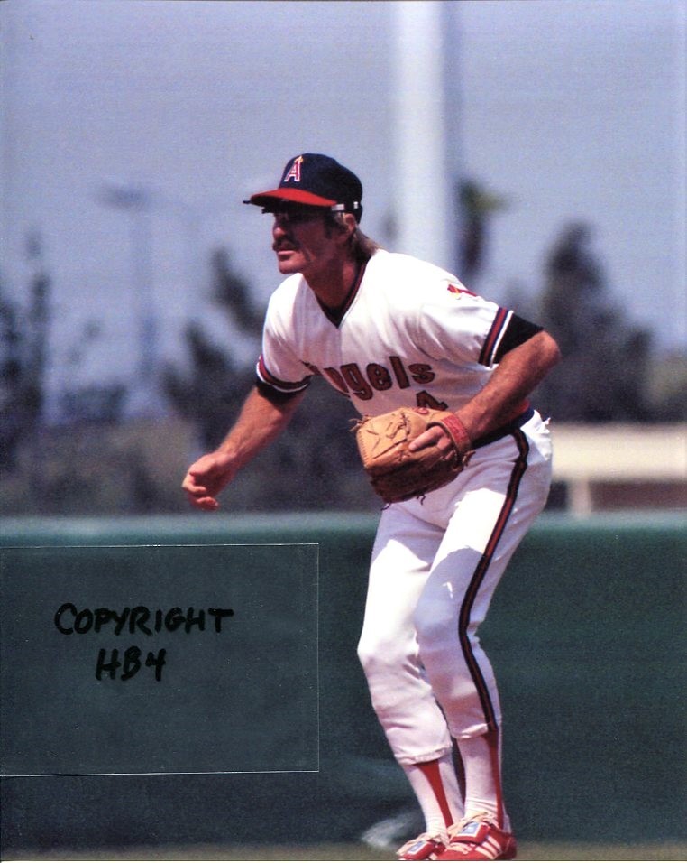 BOBBY GRICH Photo in action California Angels (c) #1
