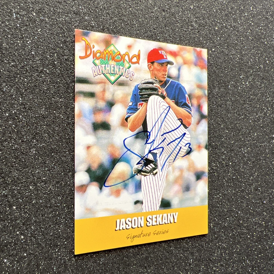 2000 Diamond Authentics JASON SEKANY #23 Rookie AUTO 2527/3250 - BASEBALL CARD - Image 2 of 4