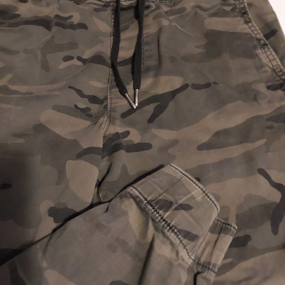Hollister California Men's Camouflage Super Skinny Jogger Pants Size S Green - Image 2 of 4