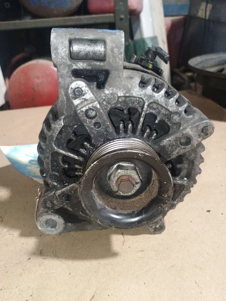 2007-2009 SUZUKI GRAND VITARA XL-7 (3 Seats) Alternator 170 Amp OEM - Image 4 of 4