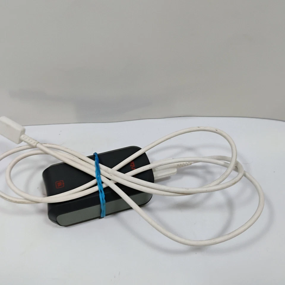 Cargador/adaptador de pared con cable Ventev Wallport PD1180 puerto único de 18 W (USB-C) Foto 2 de 4