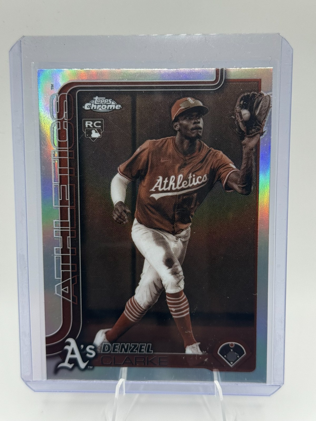 2025 Topps Chrome Update Series - Denzel Clarke #USC15 Sepia Refractor (RC)