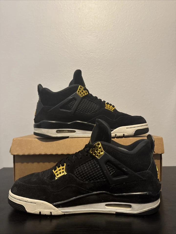 Talla 9 - Air Jordan 4 Retro Royalty Foto 2 de 4