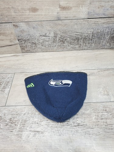 Seattle Seahawks NFL Team Cap Hat Youth/Kids Reversable Beenie - Picture 5 of 9