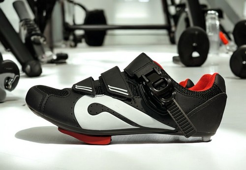 Peloton Cycling Shoes with Cleats Women’s 8 EU Size 39 Black W/Buckle Closures