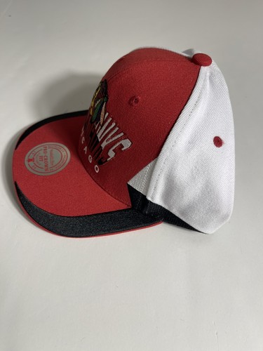 Chicago Blackhawks Herrenmütze hohe Krone Struktur Druckknopflasche Mitchell & Ness rot - Bild 2 von 4