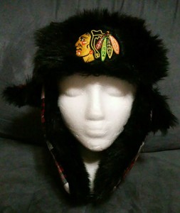 blackhawks trapper hat