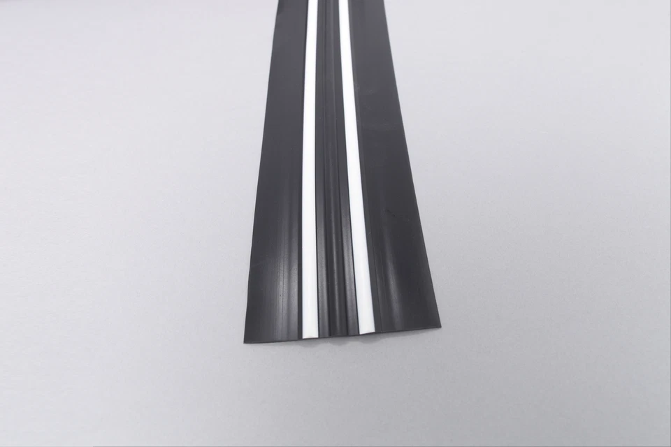 Set: Schlauchboot Scheuerleiste (70mm) + Kleber Kit, Seitlicher Schutz 8 Meter - Bild 3 von 4