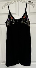 Forever 21 Embroidered Floral Black Mini Slip Dress Size Medium (M)