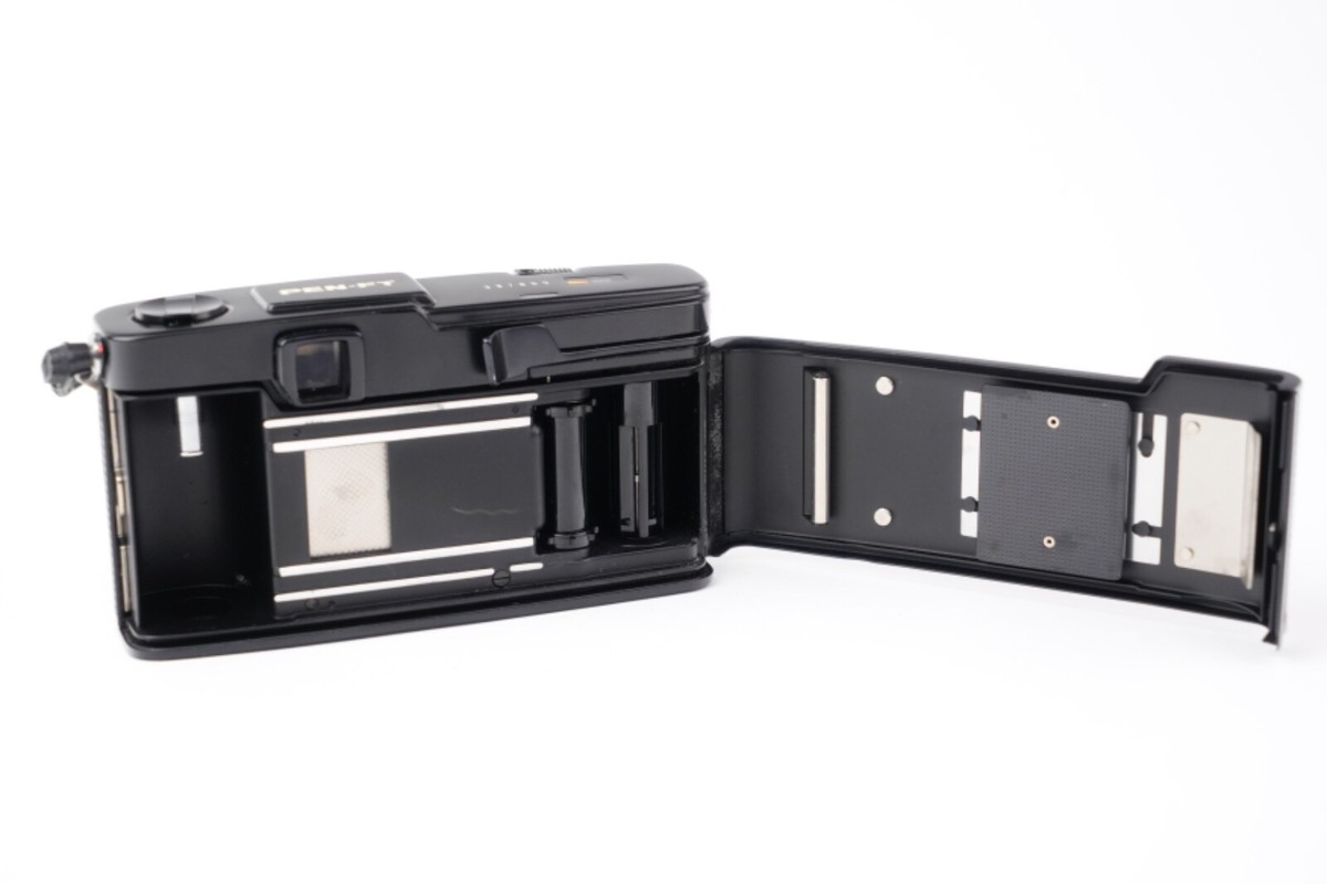 Olympus Pen FT Version Médicale Demi-format #337869 Avec Flash SF33E