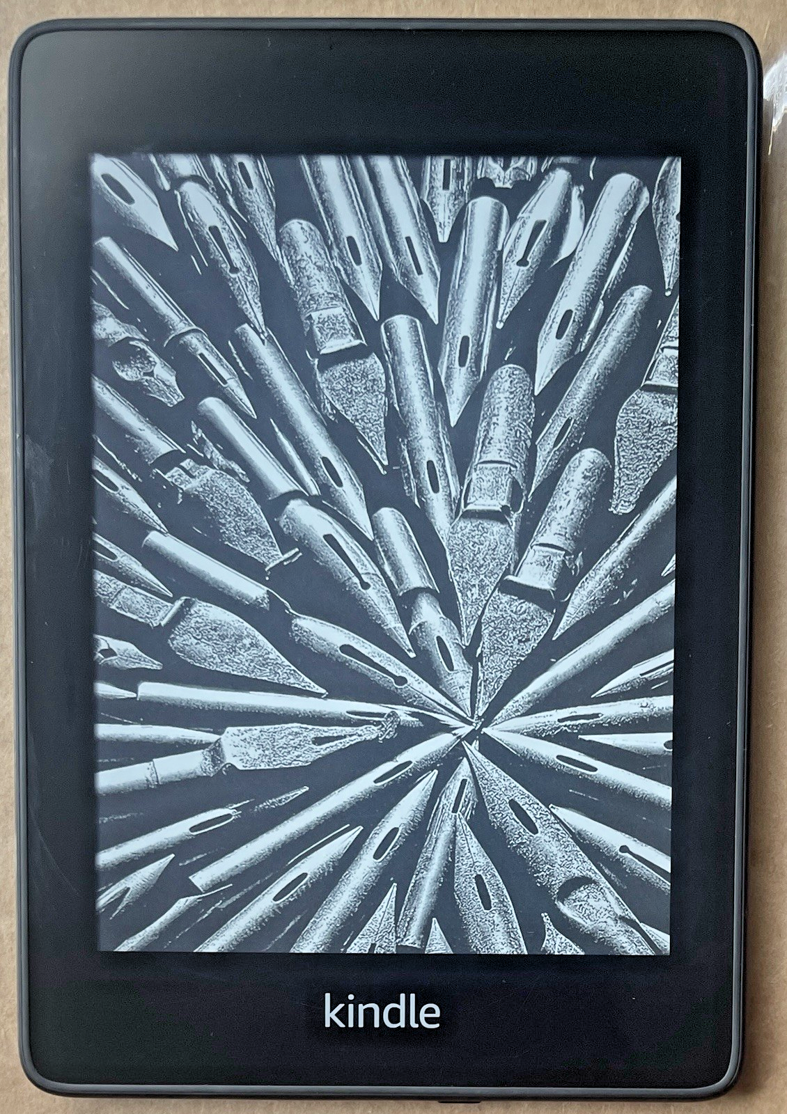 Kindle Paperwhite 10th Gen Black 300ppi 8GB Excellent-image