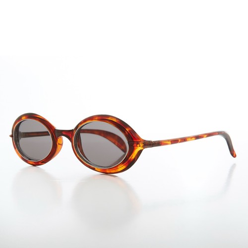 Emmiol Spedizione gratua 2026 Occhiali da sole ovali piccoli vintage Rosso ONE SIZE di Sunglasses & Glasses Chains nel negozio online. | EMMIOL
