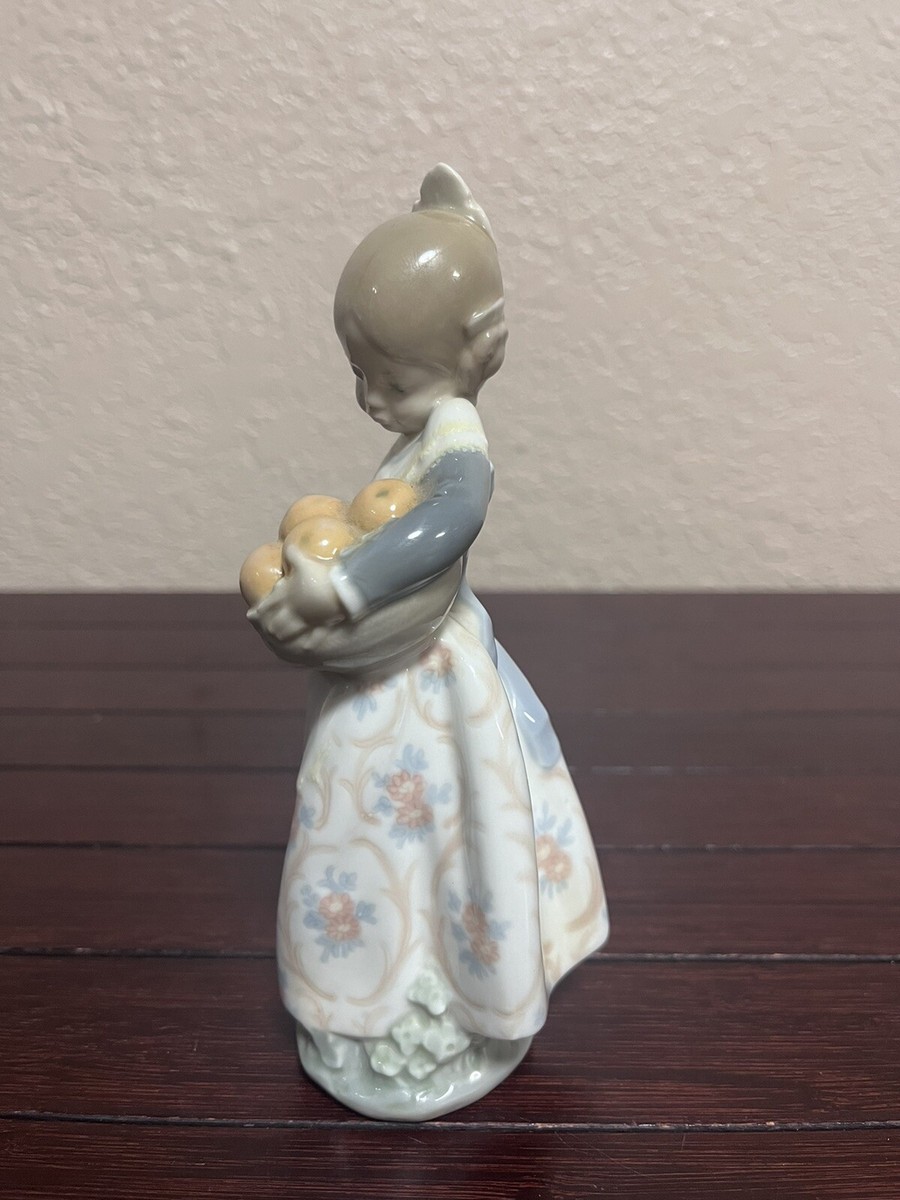 リヤドロLLADRO バレンシアの少女　オレンジがいっぱい 美品 リヤドロ LLADRO バレンシアの少女 オレンジがいっぱい