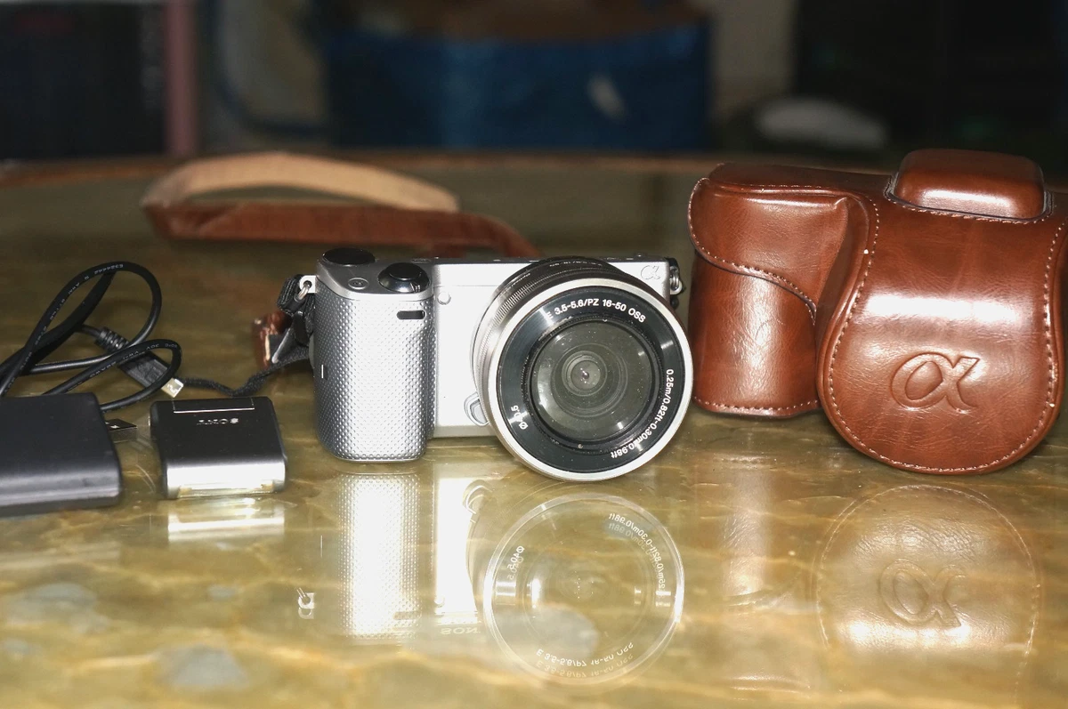 Sony Alpha Nex-5T Mirrorless Interchangeable Lens Digital Cameras