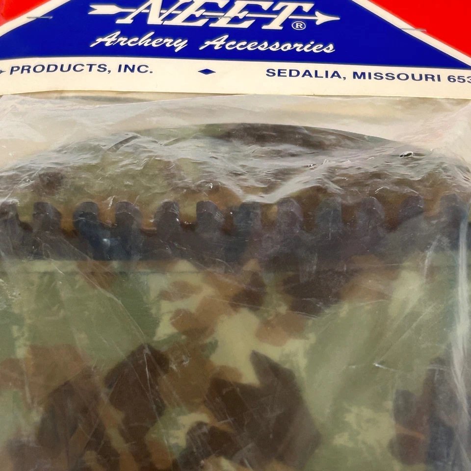 NEET Tiro con Arco Carcaj Camuflado Nuevo Antiguo Stock Nuevo de Lote Antiguo Accesorio de Caza R107 Cinturón de Cadera EE. UU. Foto 3 de 4