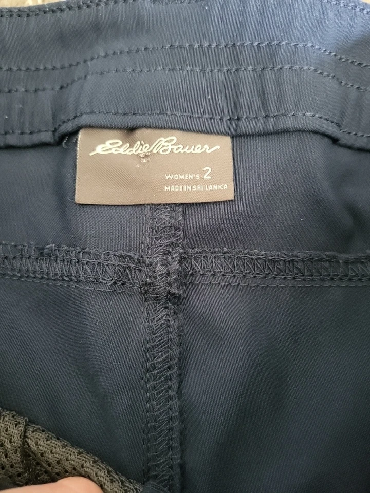 Eddie Bower Capris Sniching Hem 3 Pocket Navy Athletic  - Image 4 of 4