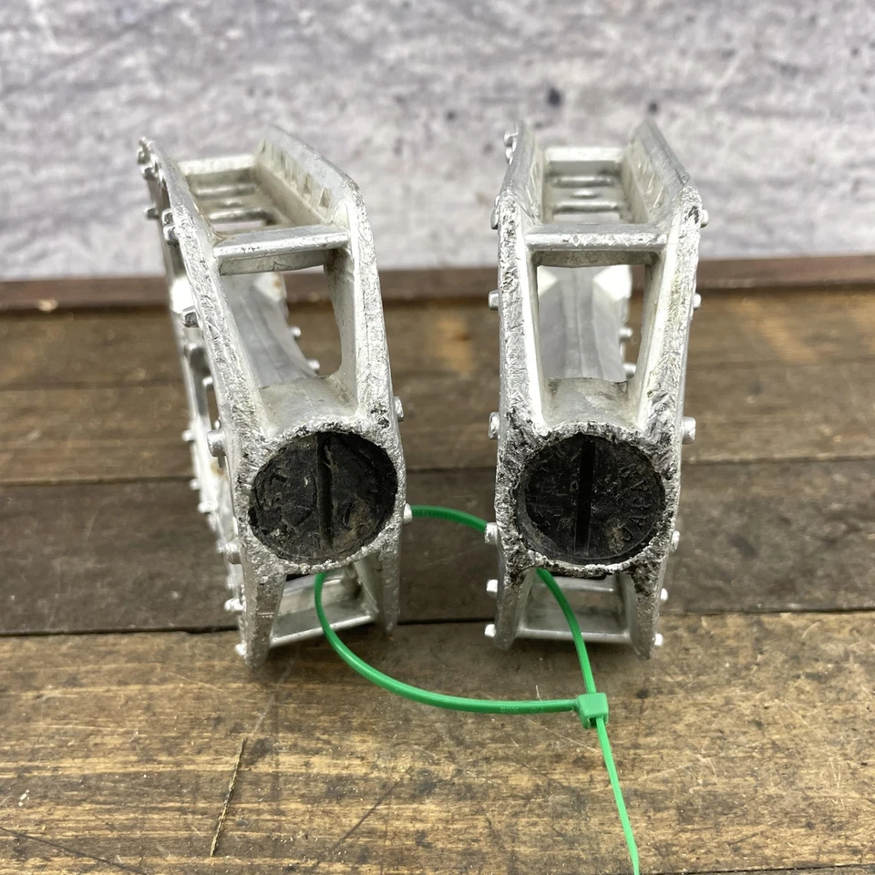 Pedales de plataforma vintage KKT SMX BMX 9/16 aleación de plata vieja escuela 3 piezas giros Foto 3 de 4