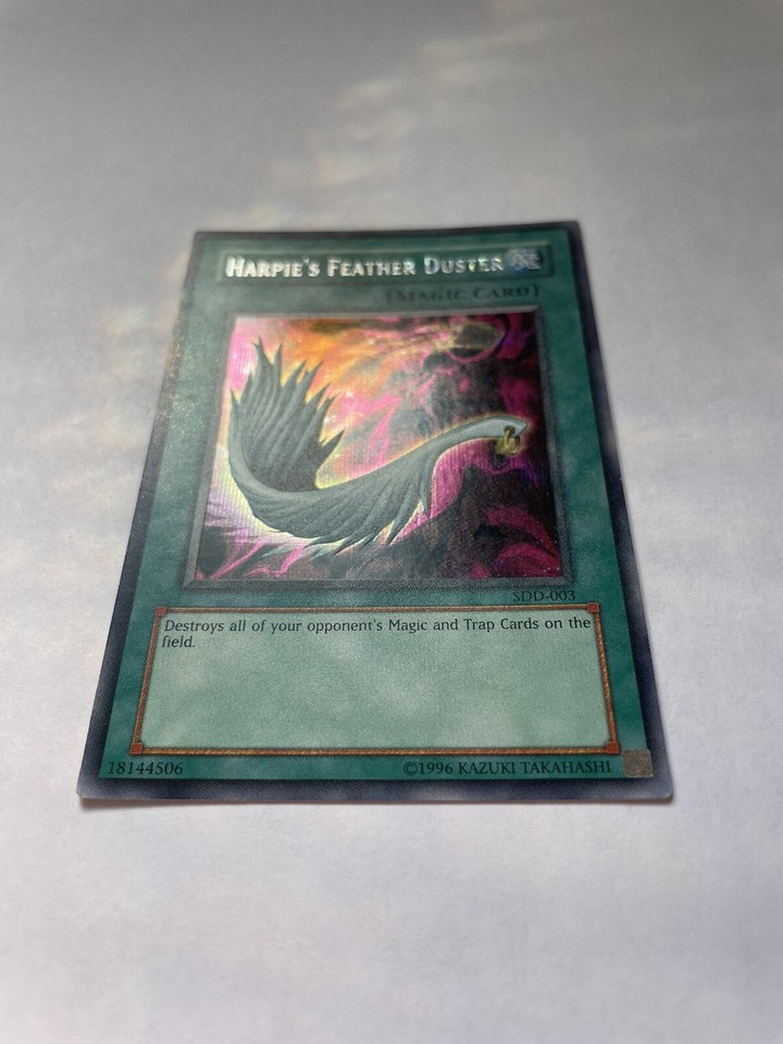 Harpie’s Feather Duster SDD003 LP Secret Rare Promo Unlimited YuGiOh