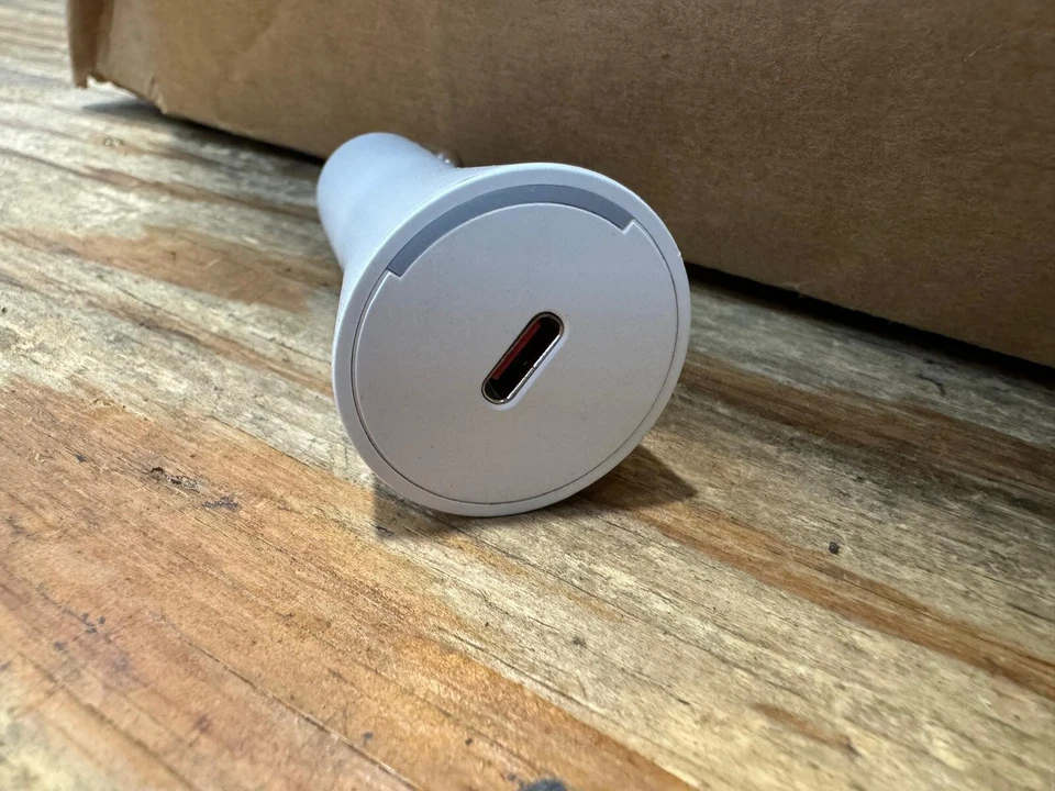 PureGear Car Charger USB-C 20W - White  New - Image 3 of 3