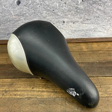 Mongoose Maurice BMX Seat Padded Mid School BMX 90 00s Black Vert Freestyle