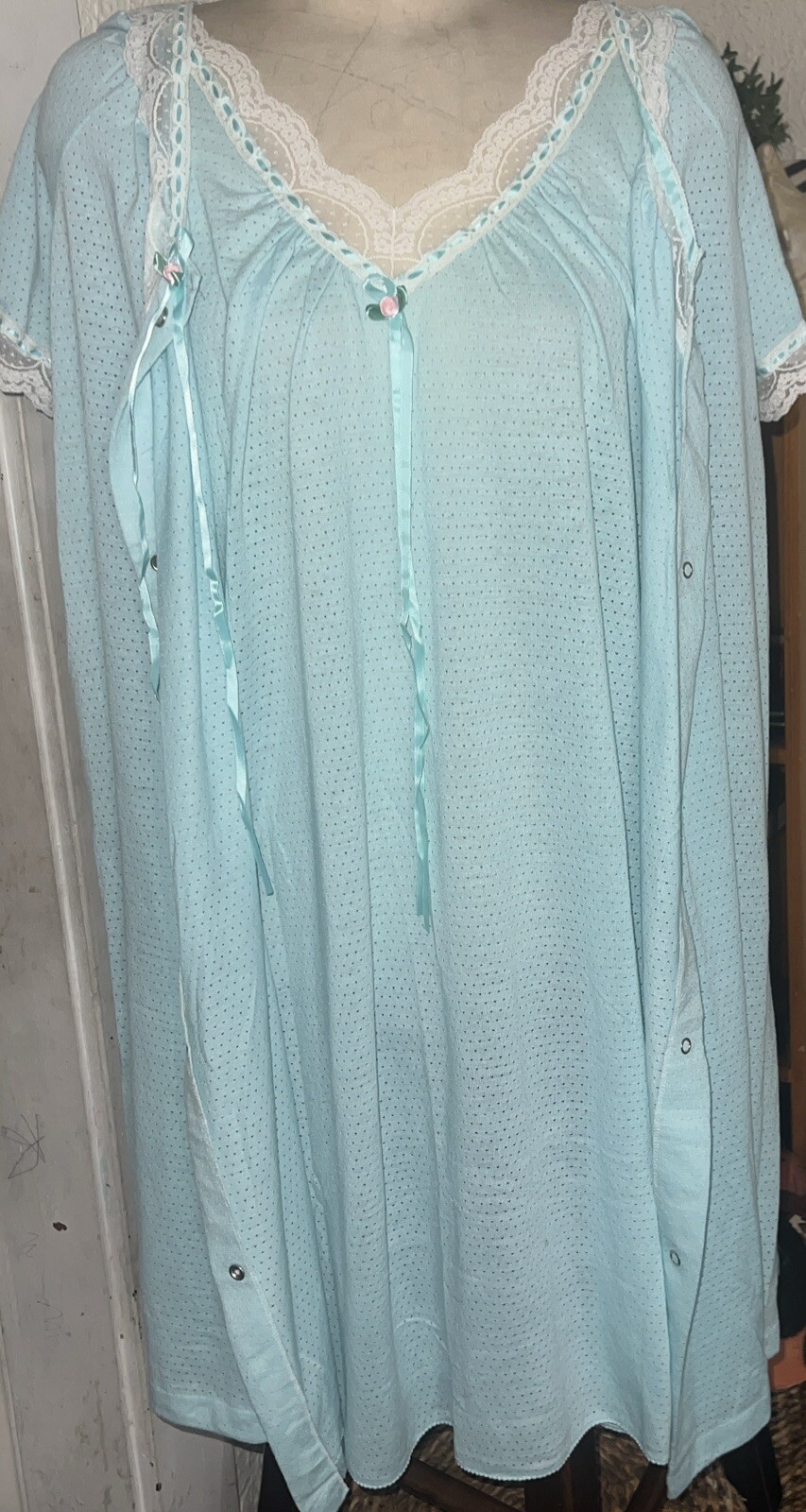 Picture 1 of 10