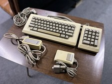 Vintage Apple Macintosh 128, 512, Plus Keyboard, Keypad, Mouse, Peripherals