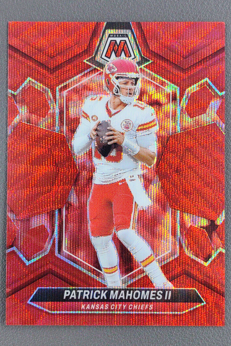 2024 Panini Mosaic Patrick Mahomes II Mosaic Red Wave /9 #106 Kansas City Chiefs