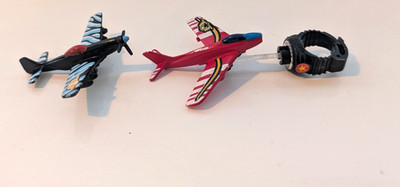 2 Vintage 1980er Matchbox Ring Raiders Flugzeuge - gratis Versand