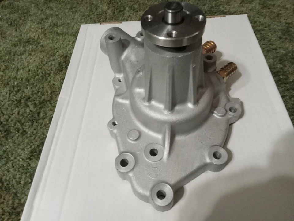 #1432 BOMBA DE AGUA, Tuff Stuff Performance SBF 302, entrada lateral del pasajero AS CAST Foto 4 de 4