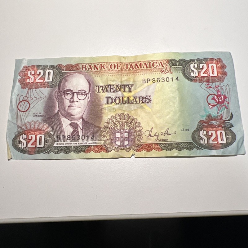 1986 Jamaica 20 Dollars 