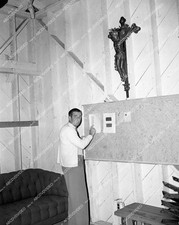 " Edward Everett Horton gives tour of home for magazine article - 4x5-neg-0538